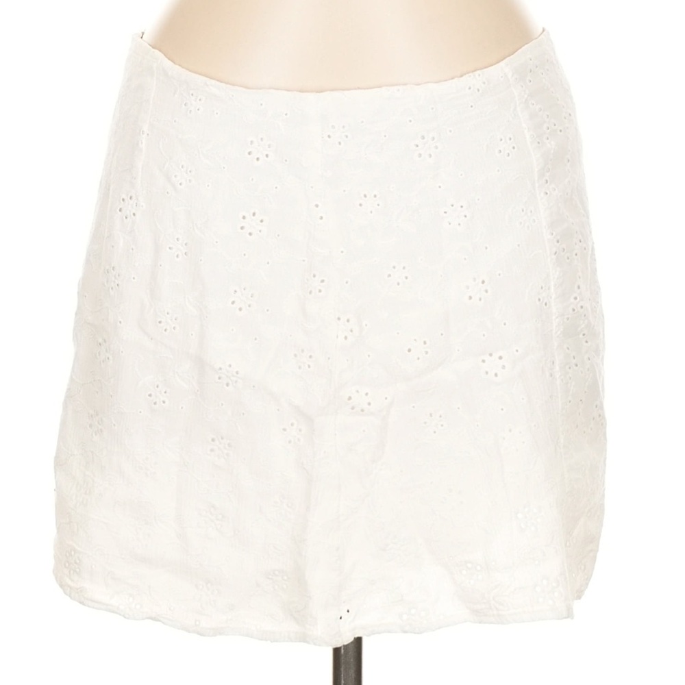 BP White Eyelet Skorts